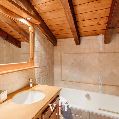 Combe De L'a 222 Appartement *